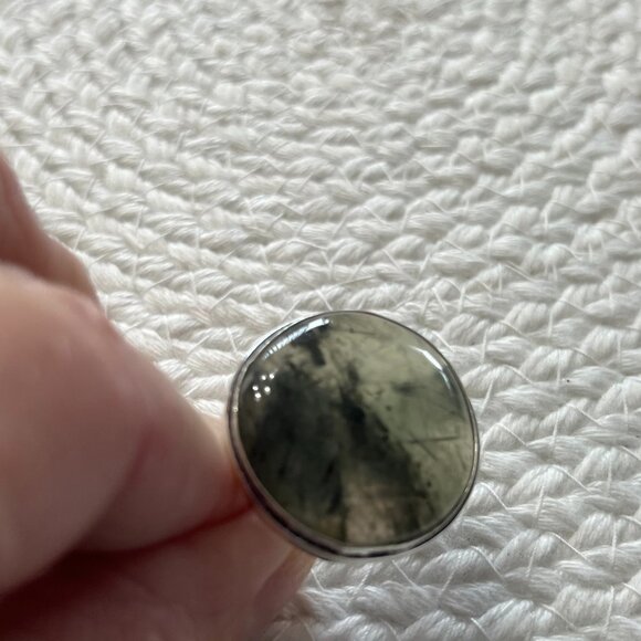Beautiful MOSS PREHNITE Handmade Sterling 925 Ring Size 8.25 #816D - Picture 1 of 3